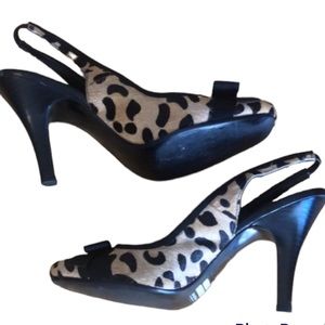 TOWNSHOES heels animal print size 6